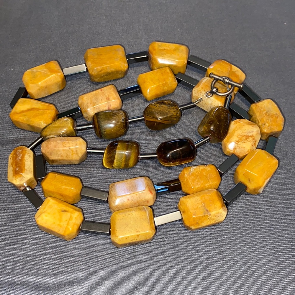 3/$30 Beautiful Tigers Eye Necklace
